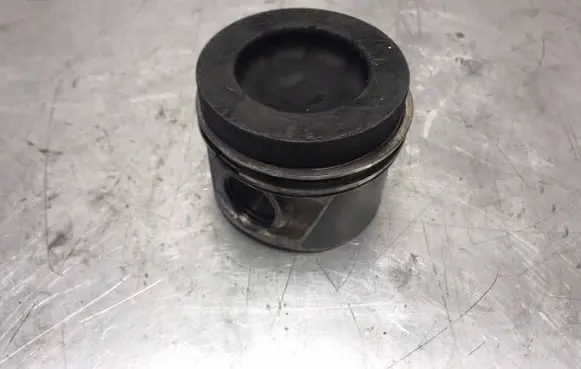Man TGE 1gen Piston 7901G