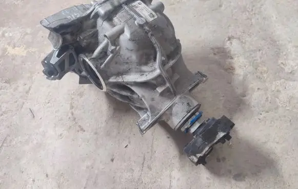 BMW 8 G16 Rear differential 33108695523 8695523