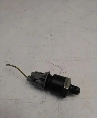 Toyota Avensis T250 Oil pressure sensor 401742