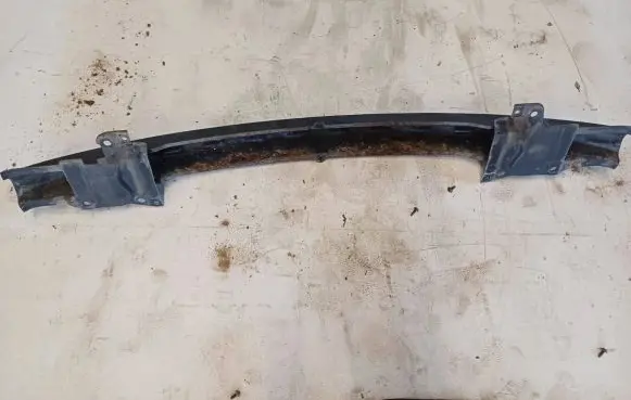Front bumper cross member