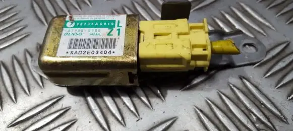 Subaru Legacy Airbag deployment crash/impact sensor 18799000700 1879900-0700
