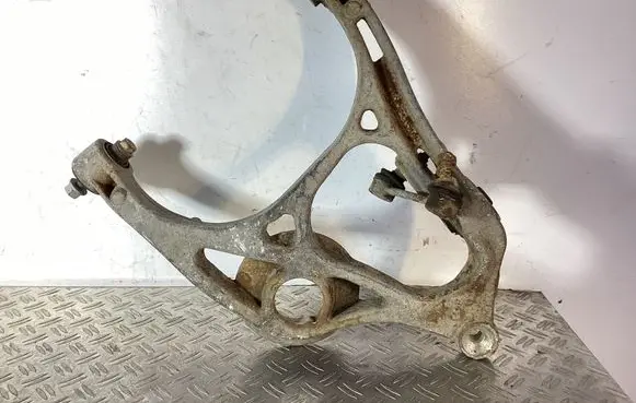 Mercedes-Benz ML W164 Rear control arm 000062363106