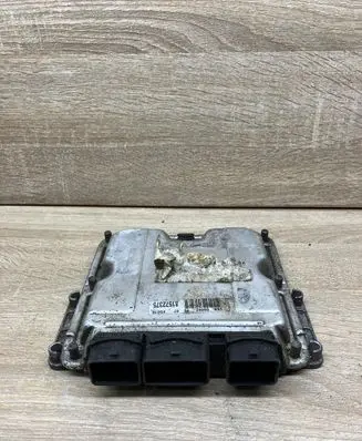 Peugeot 406 Engine control unit/module ECU 9647474080 0281011132