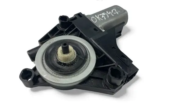 Volvo V60 Front door window regulator motor 966268103