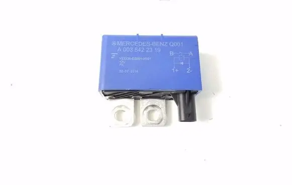 Mercedes-Benz CLA C117 X117 W117 Other relay A0035422319