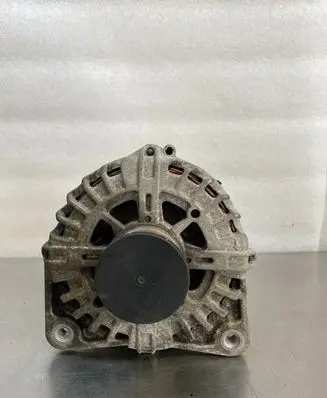 Renault Master III Generator/alternator 231007619R