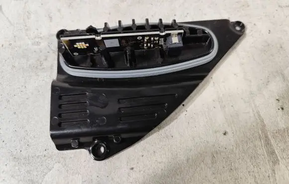 Volkswagen Multivan T6 LED ballast control module 90166088 M300822ASW60