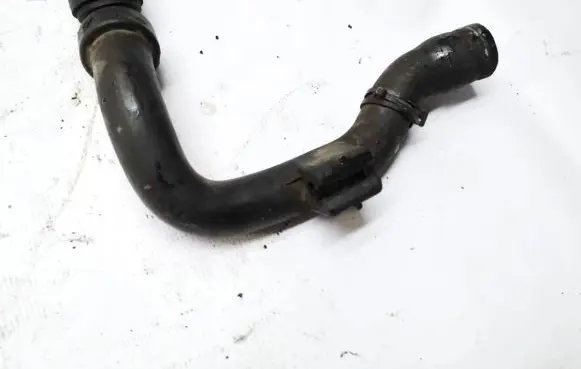Audi A4 S4 B6 8E 8H Engine coolant pipe/hose 8E0121101C