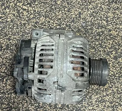 Volvo S60 Generator/alternator 8676498