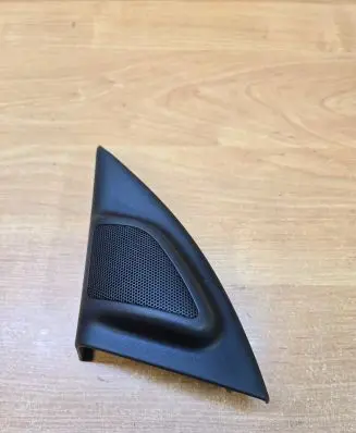 Volvo V70 Front door high frequency speaker 30781067