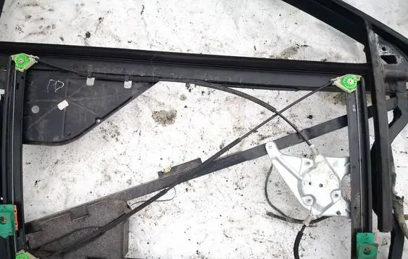 Audi A3 S3 8L Sliding door window regulator with motor 