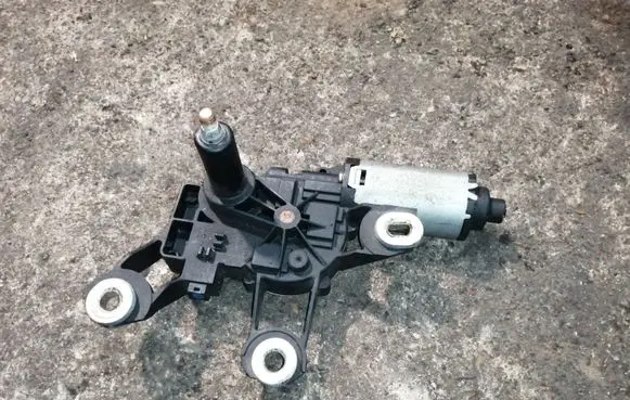 Ford Fiesta Rear window wiper motor 2S61A17K441AB