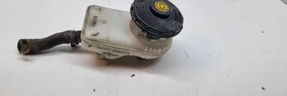 Honda CR-V Brake fluid reservoir 0204255770