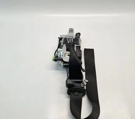 Mercedes-Benz E C207 W207 Front seatbelt A2078603585