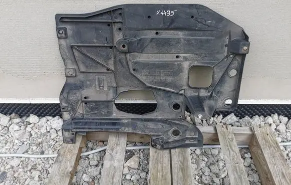 Mazda 3 II Center/middle under tray cover B61K56122