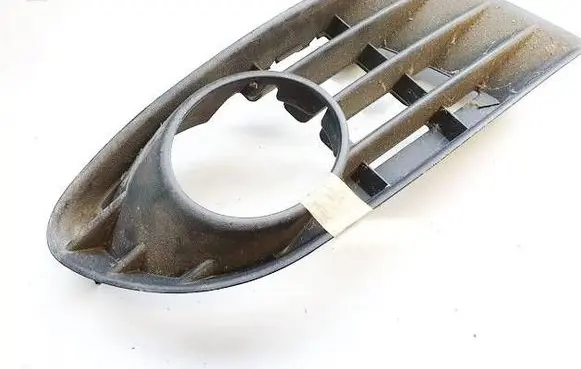 Volkswagen Golf Plus Front bumper lower grill 5m0853665c