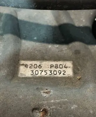 Volvo XC90 Front wiper linkage and motor 30753092 4206P804