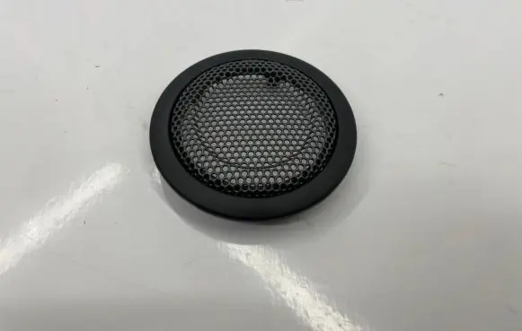 Side speaker trim/cover