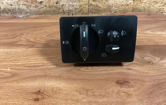 Ford Focus Light switch 7M5T13A024AA