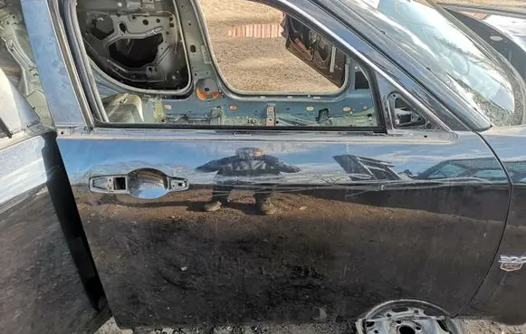 Chrysler 300 - 300C Front door