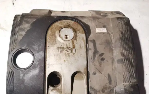 Volkswagen Golf Plus Engine cover (trim) 03c129607n