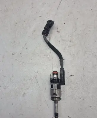 Fuel injector