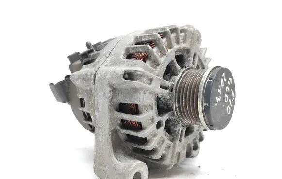BMW 1 F20 F21 Generator/alternator 71192190 89091081 8519890