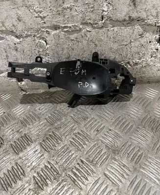 BMW X5 E70 Front door exterior handle/bracket 7193264