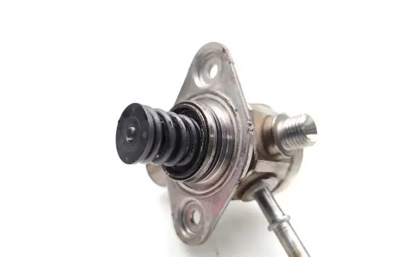 Ford Focus Fuel injection high pressure pump CM5G9D376GA 0261520095