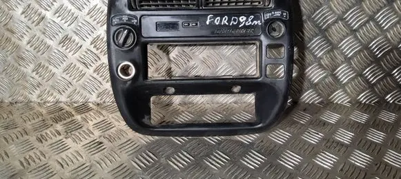 Ford Explorer Radio/GPS head unit trim F77B7804302