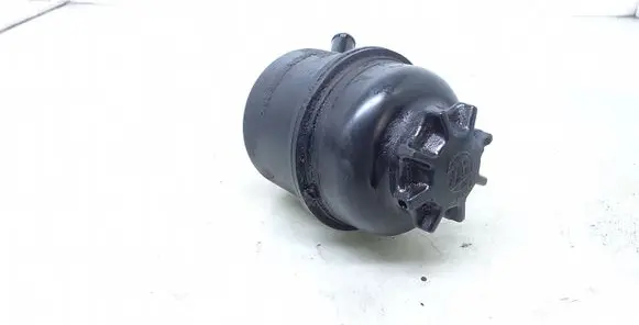 Opel Omega B1 Power steering fluid tank/reservoir