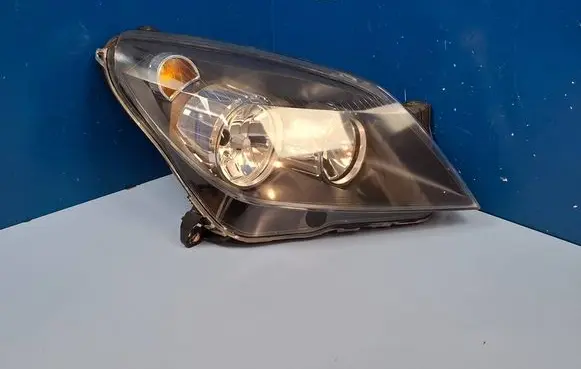 Opel Astra H Headlight/headlamp 24451033 1EG2703702