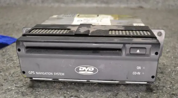BMW 7 E65 E66 Navigation unit CD/DVD player 6983063 10878810 A2C53142315