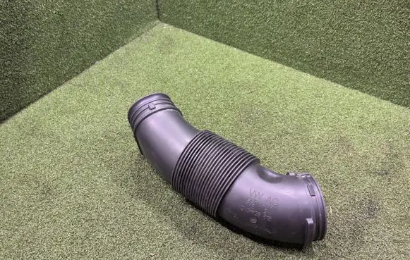 Volkswagen Crafter Air intake duct part 2N0129618