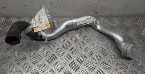 BMW 4 F32 F33 Engine coolant pipe/hose 11537649300