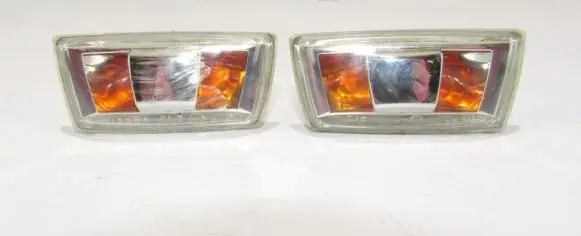Opel Corsa E Front fender indicator light 13252455