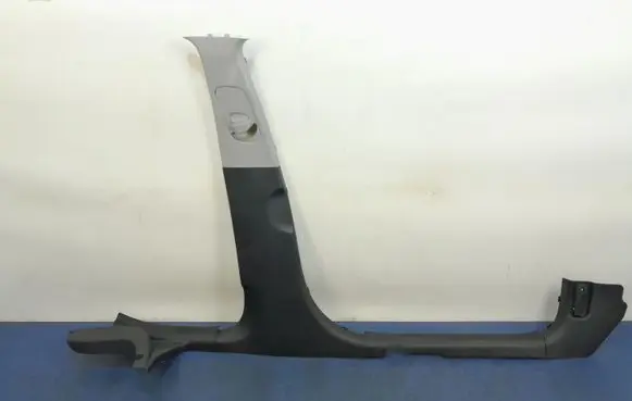 Hyundai i30 Other sill/pillar trim element 85835-A6000
