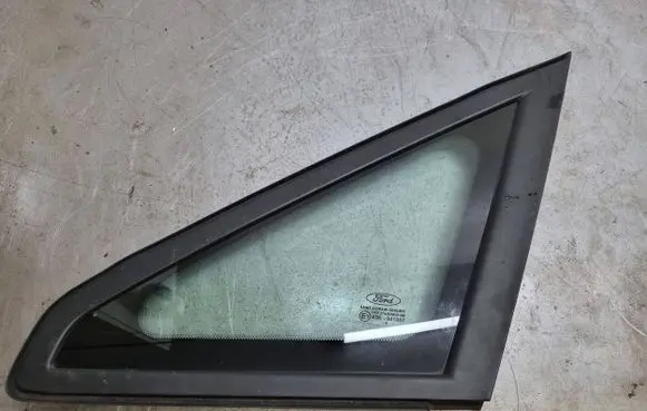 Ford C-MAX I Rear vent window glass 43R001057