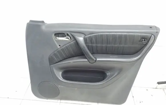 Mercedes-Benz ML W163 Front door card panel trim A163720365