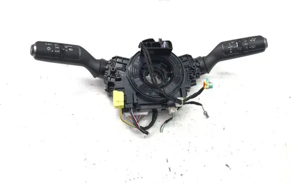 Lexus LBX Wiper turn signal indicator stalk/switch 124V441608 5222075S983 7611017L686