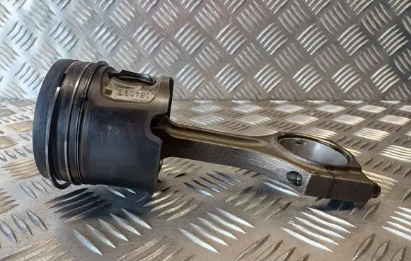 BMW X3 E83 Piston with connecting rod 0840BB