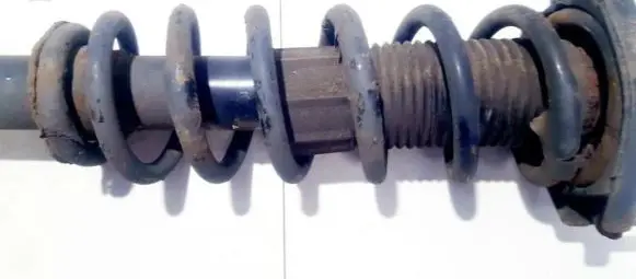Toyota Corolla Verso AR10 Rear coil spring