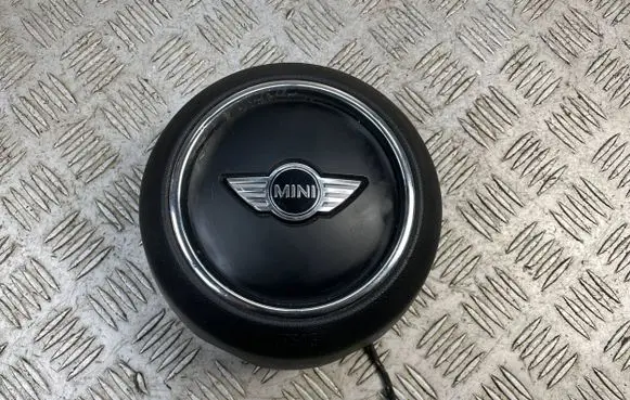 Mini Clubman F54 Steering wheel airbag 33687651701 17B3330A1365