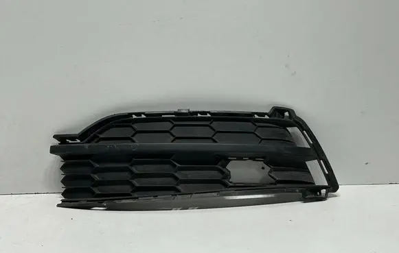 Skoda Karoq Front bumper lower grill 57A807367
