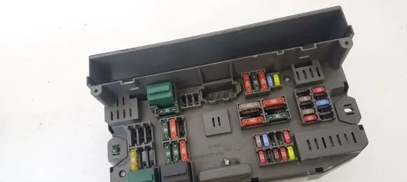 BMW X5 E70 Fuse box set b010107400 40787681030101