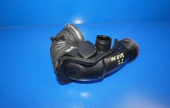 Mercedes-Benz C W205 Air intake hose/pipe A6510903542