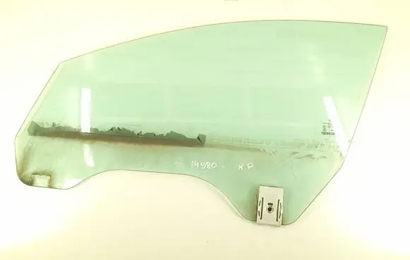 Mercedes-Benz CLS C219 Front door window glass four-door 2197250110 A2197250110