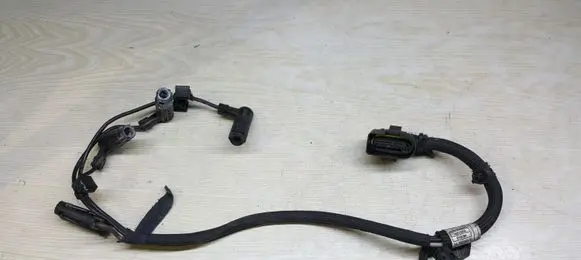 BMW 1 E82 E88 Glow plug wires 1251779424201 779424201 780215806