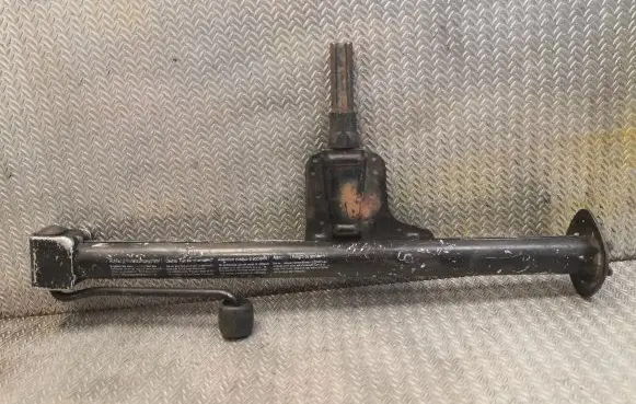 Mercedes-Benz C W202 Lift Jack 2105830115
