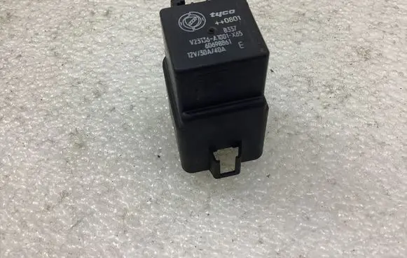 Alfa Romeo 159 Other relay 60698861 V23136A1001365 440801